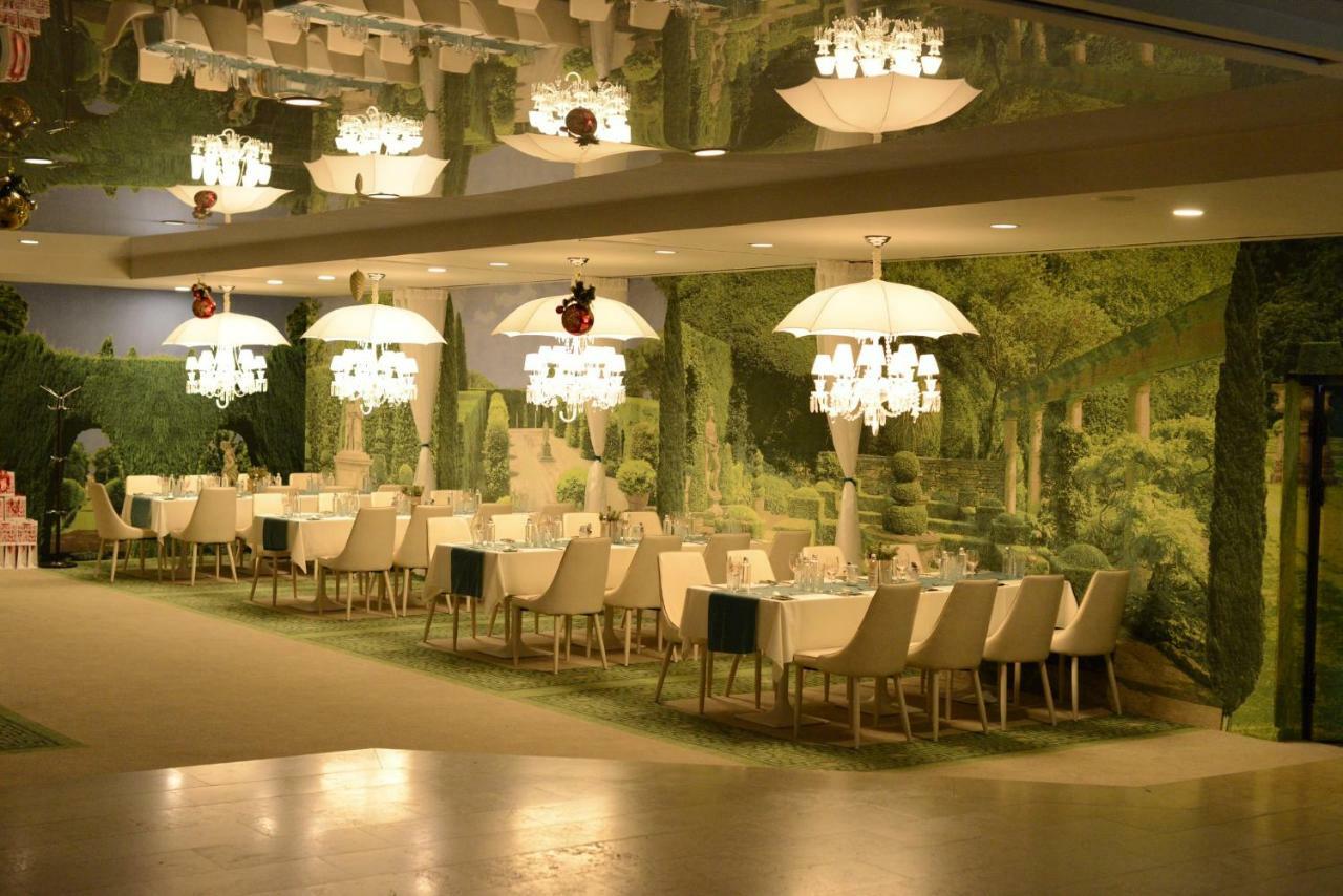 Park Hotel Raya Garden - Free Parking 벨리코 터르노보 외부 사진